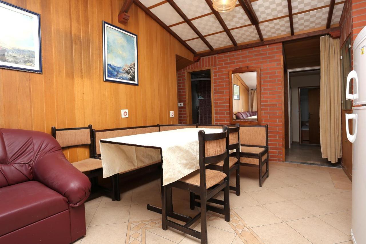 Apartments With A Parking Space Makarska - 9506 Exterior foto